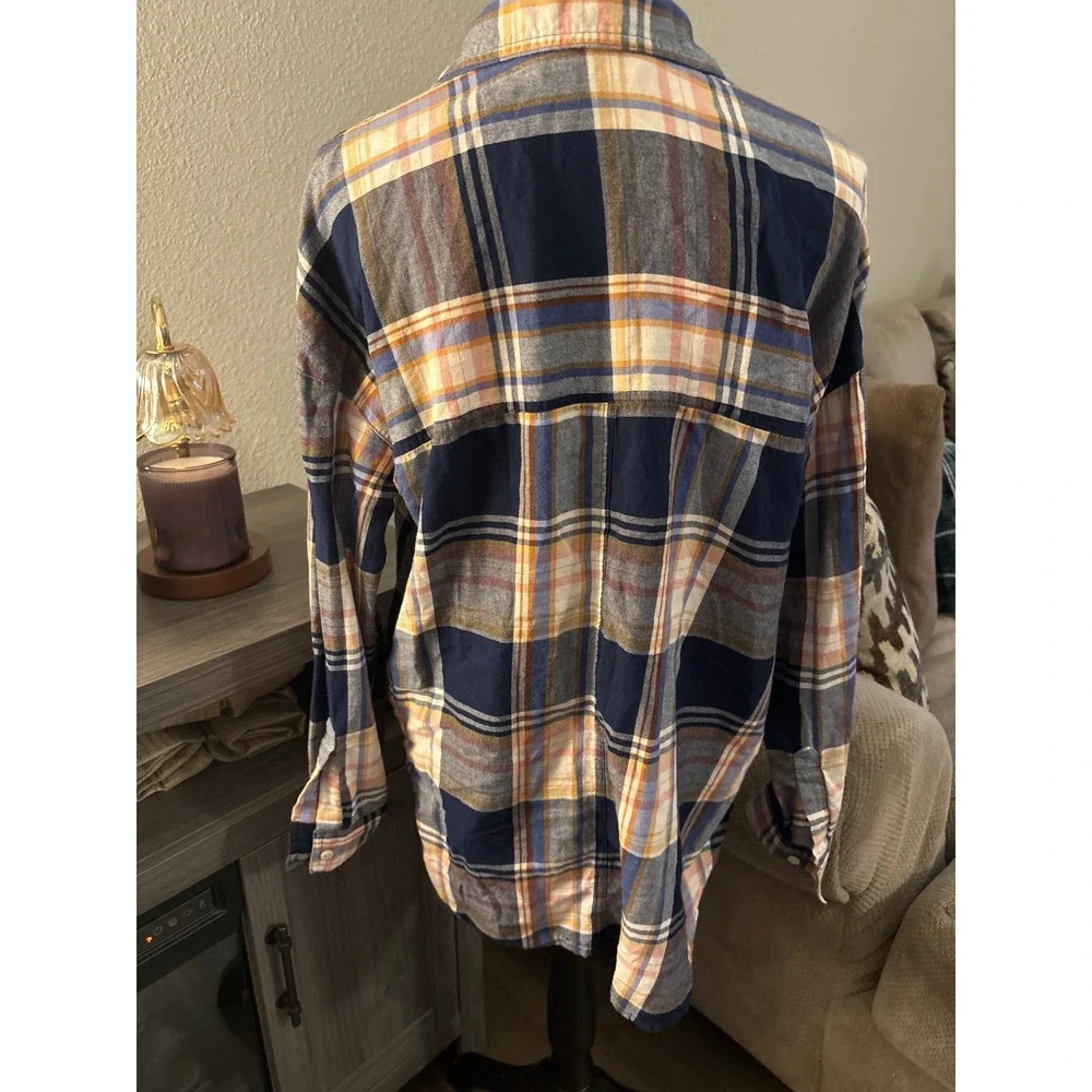 Old‎ Navy XL boyfriend shirt long sleeve button up plaid